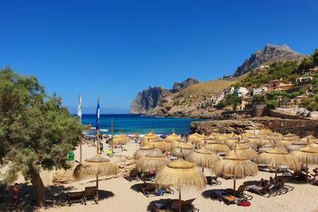 Gorgeous Renovated Cala Sant Vicenc Beach Villa Cala de Sant Vicenc エクステリア 写真